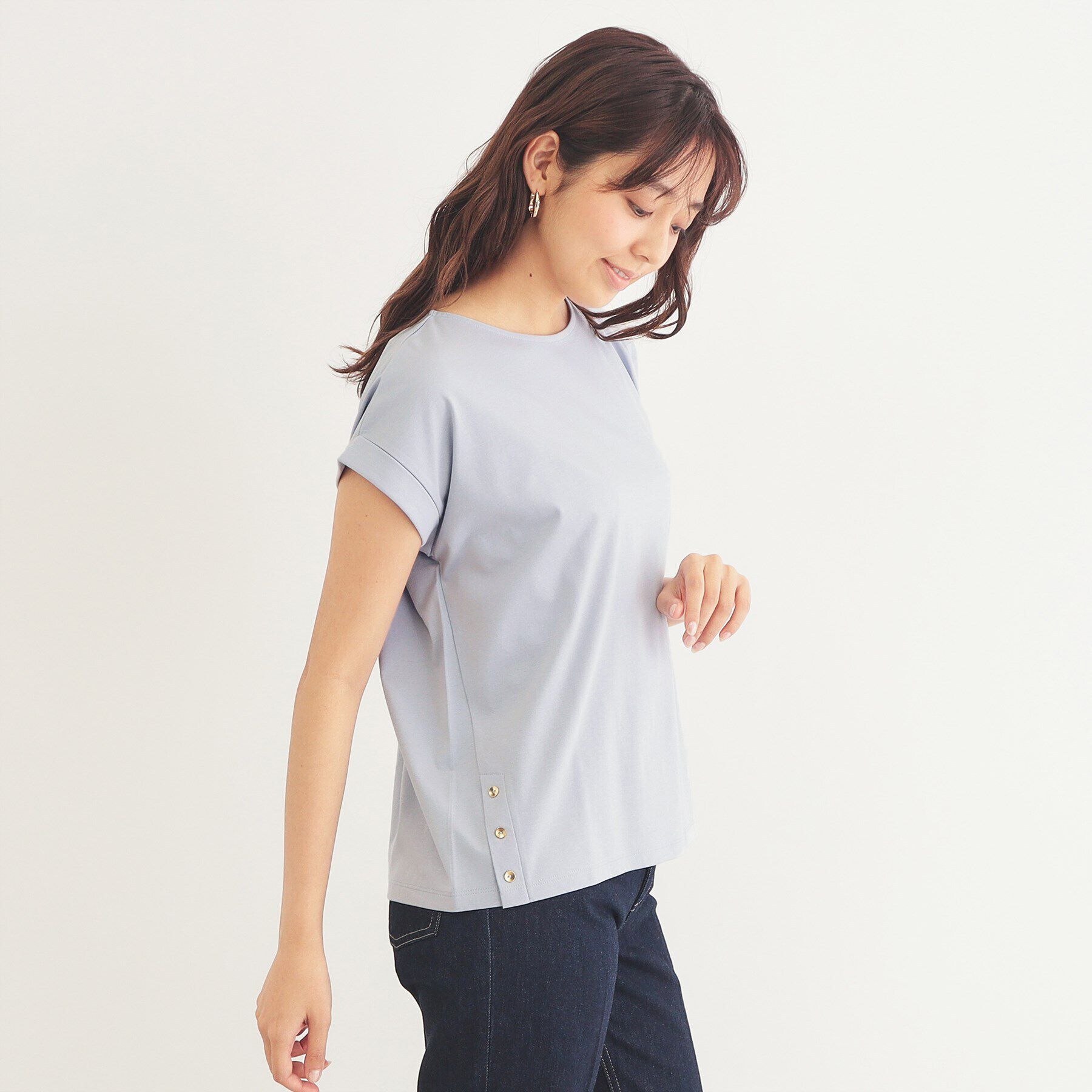 index「《5color》サイドボタン付き フレンチスリーブトップス【接触冷感/洗濯機洗い可】」|Tシャツ・カットソー|