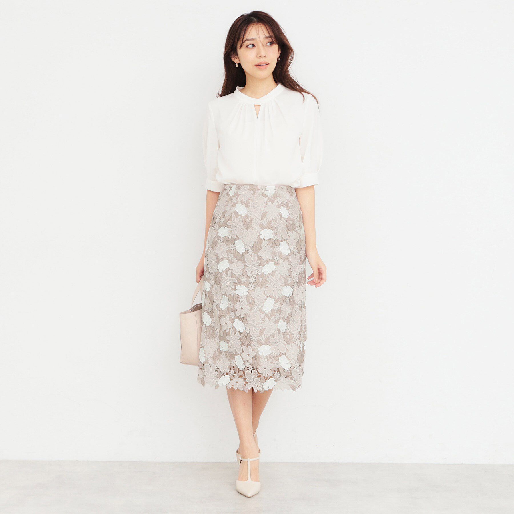 index「フラワーレースタイトスカート【洗濯機洗い可】」|スカート|