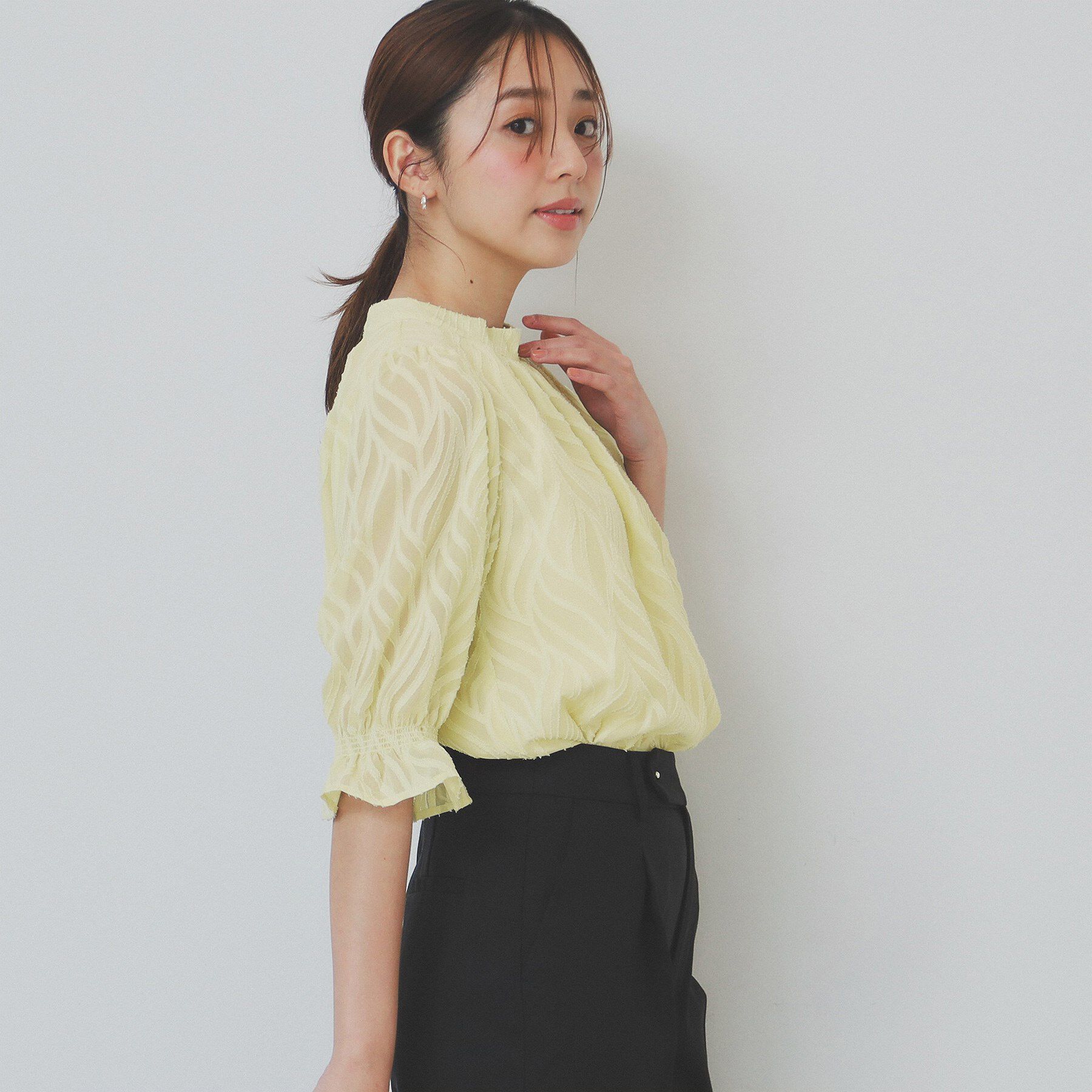 index「リーフカットジャカードブラウス【洗濯機洗い可/イージーアイロン】」|シャツ・ブラウス|