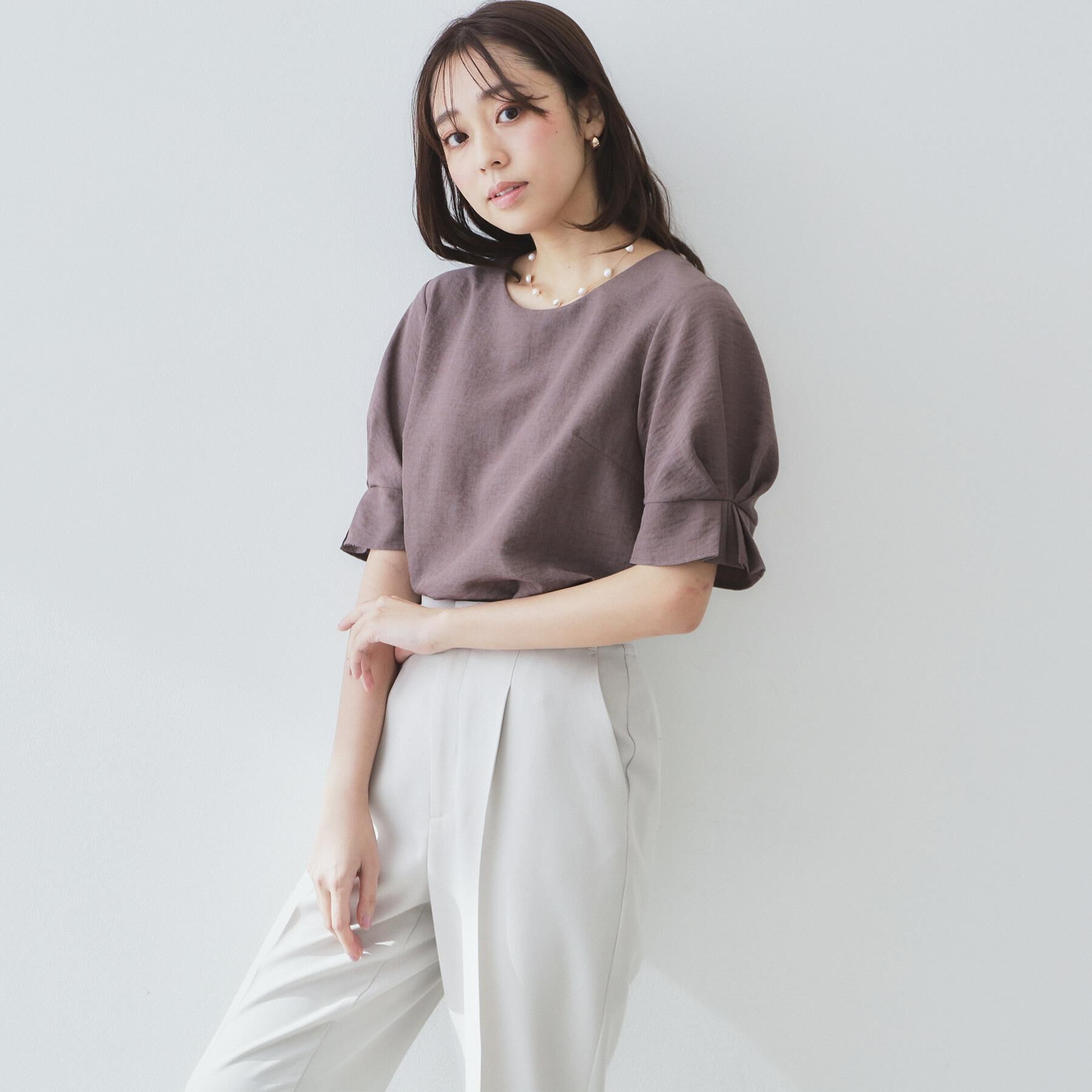 index「《8色展開/XS-LLサイズ》タックパフスリーブブラウス【洗濯機洗い可/吸水速乾/防シワ/抗ピル】」|シャツ・ブラウス|