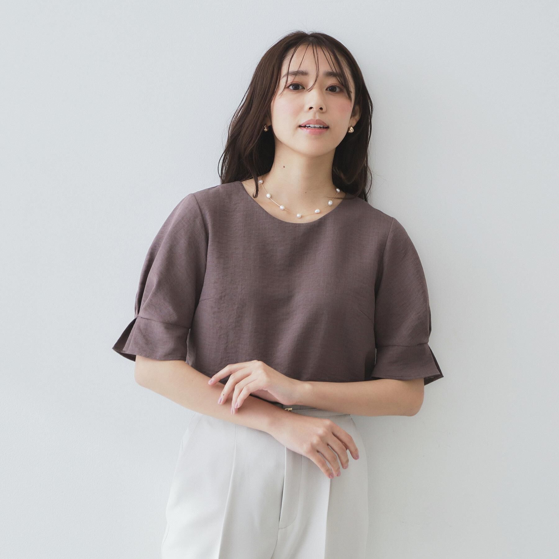 index「《8色展開/XS-LLサイズ》タックパフスリーブブラウス【洗濯機洗い可/吸水速乾/防シワ/抗ピル】」|シャツ・ブラウス|