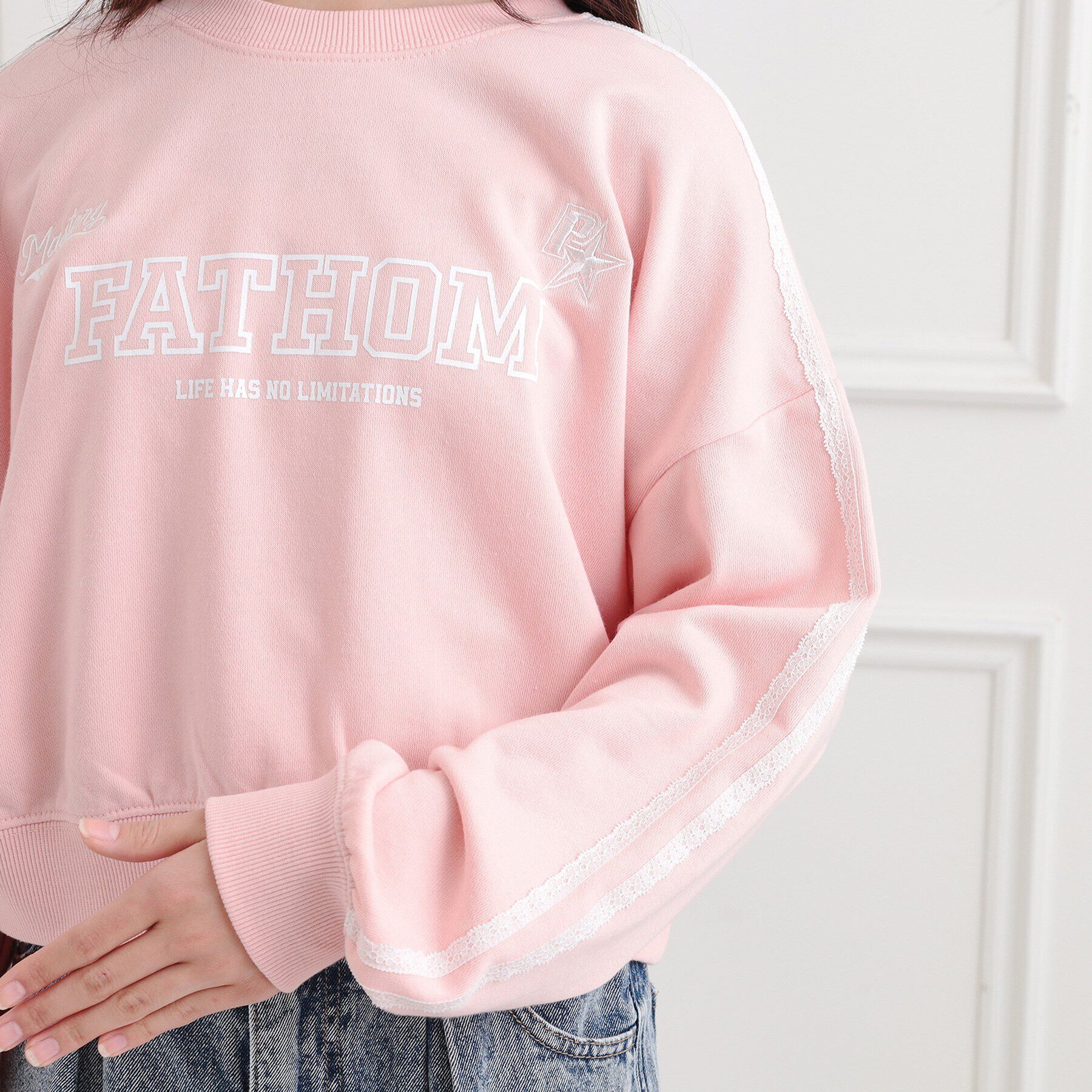 PINK-latte「ミニ裏レースライン短丈プルオーバー」|Tシャツ・カットソー|