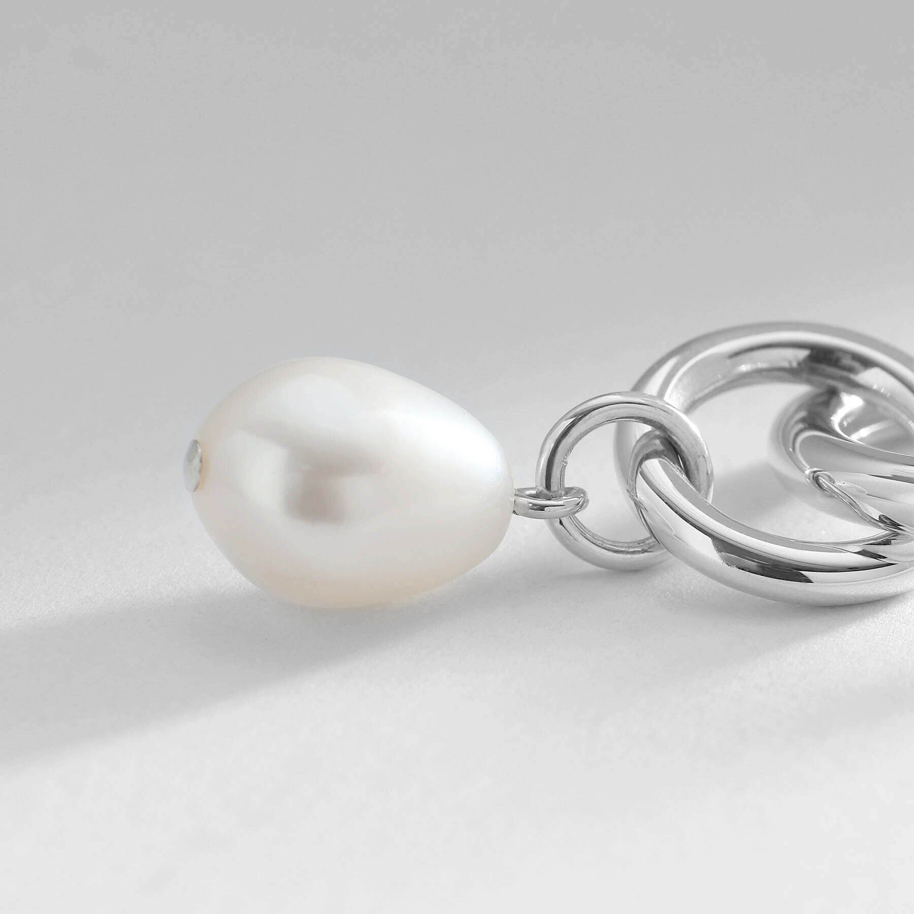 COCOSHNIK ONKITSCH「シルバー フープピアス パールチャーム」|ピアス|