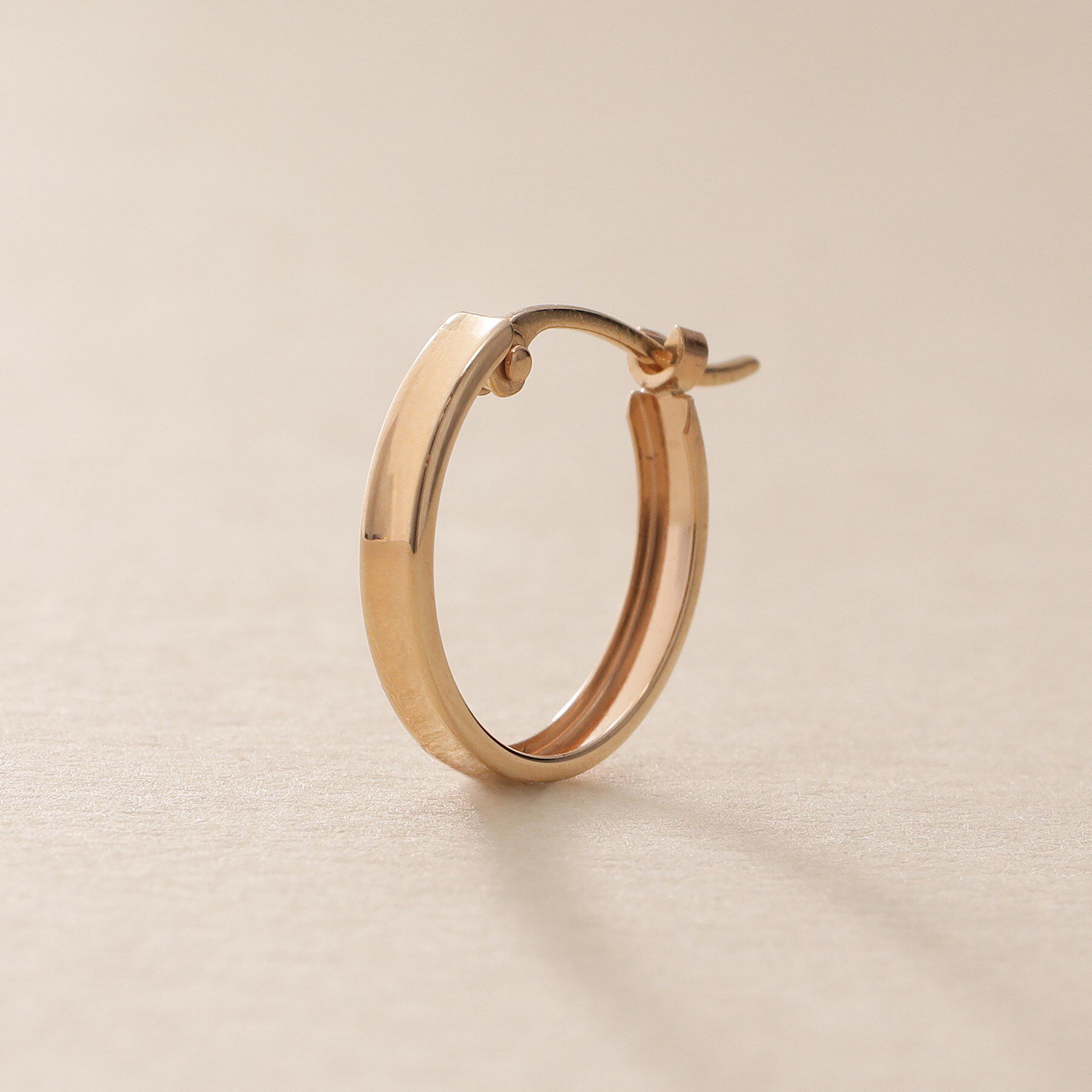 COCOSHNIK ONKITSCH「K10プレーンフープピアス」|ピアス|