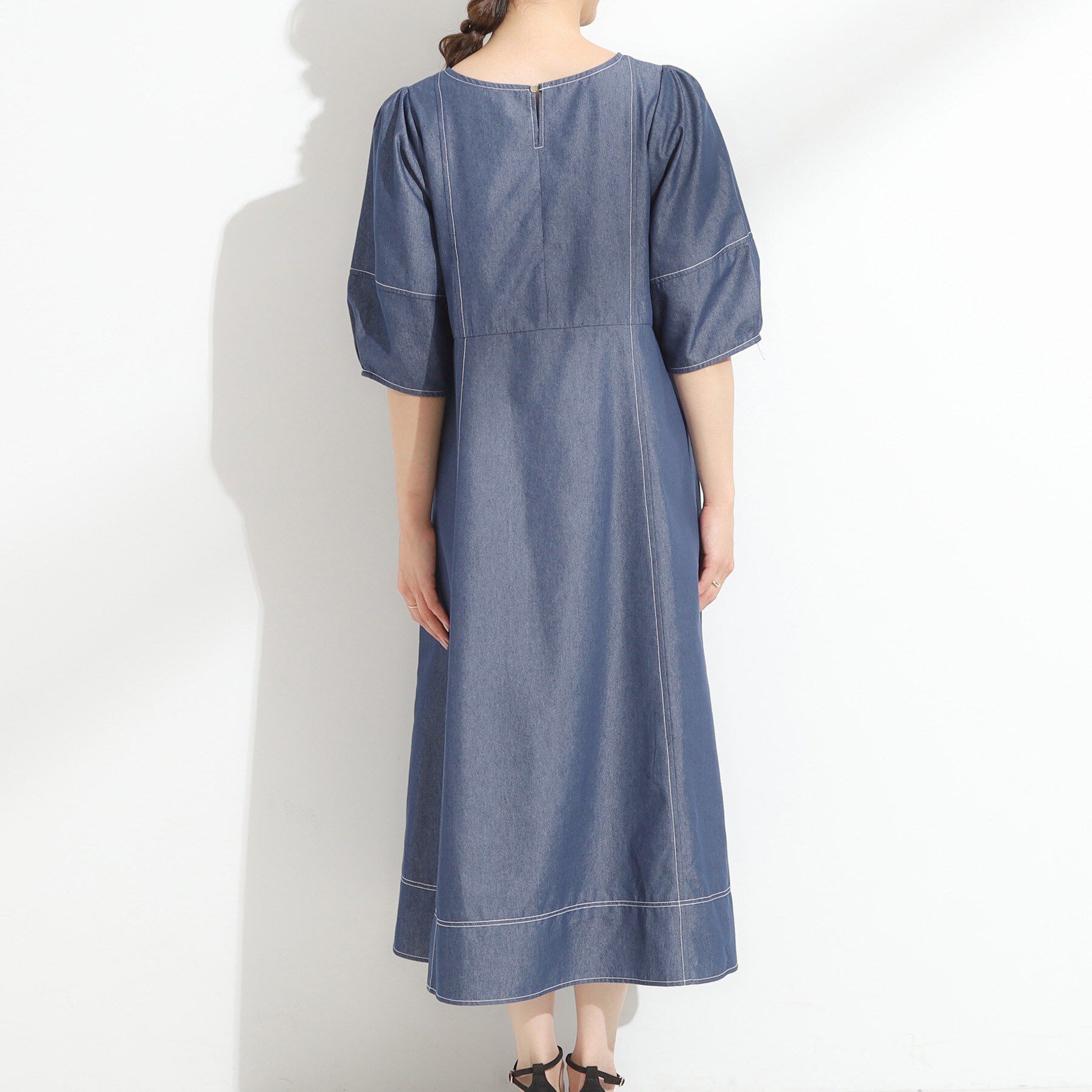 SHOO･LA･RUE「【S-LL】配色ステッチがアクセント デニムワンピース」|ワンピース|