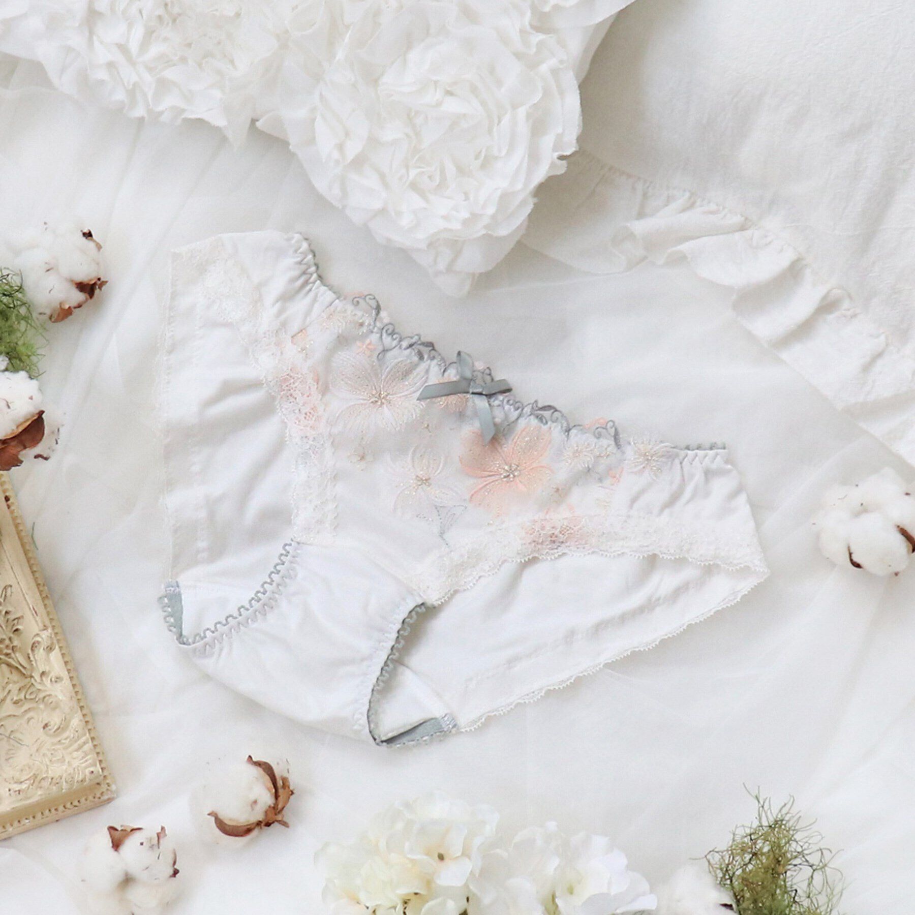 Risa Magli「サンドラ サニタリーショーツ」|インナー|アイボリー(004)