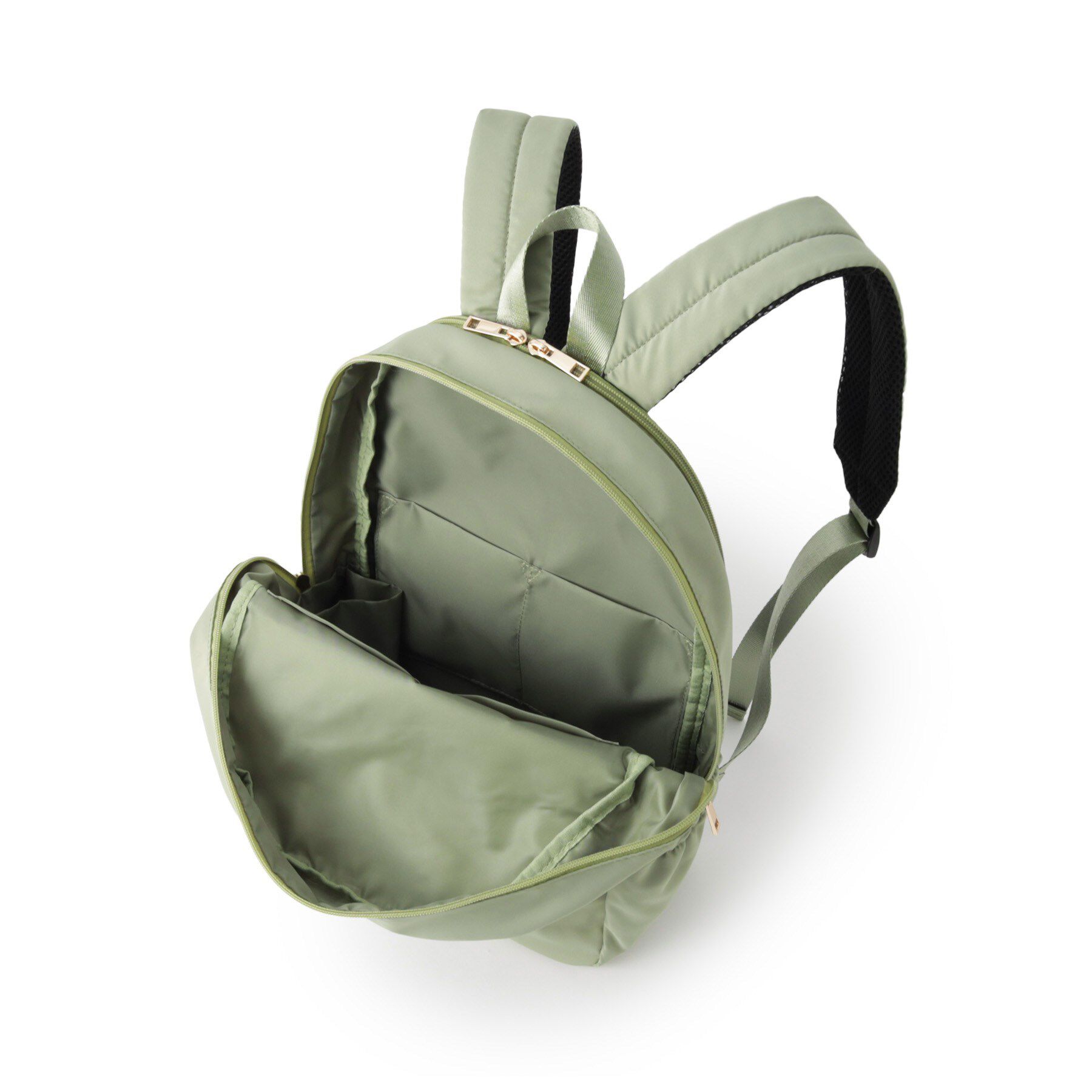 ITS&rsquo;DEMO「【A4対応／9ポケット】ふんわり軽量リュック」|リュック|