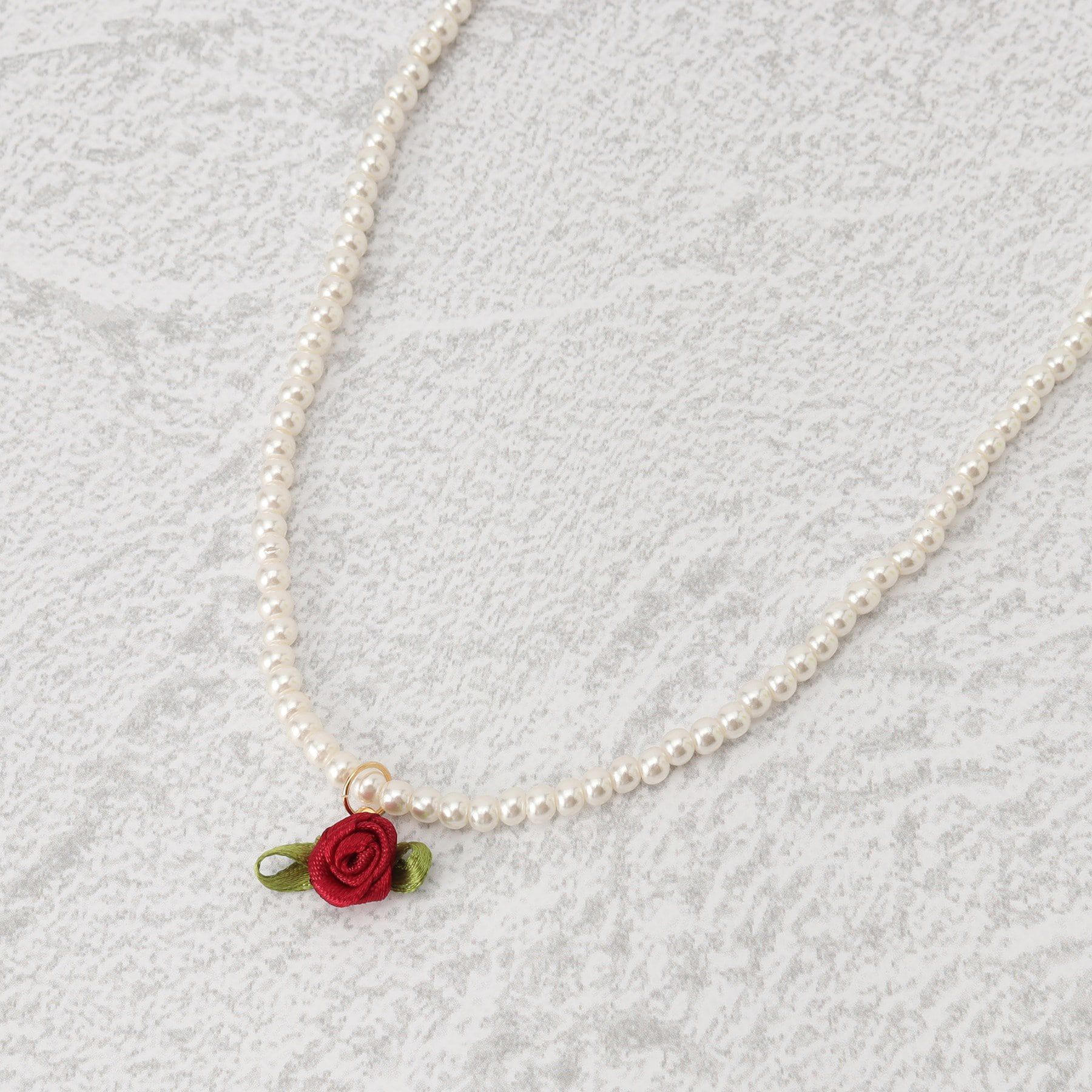 Grandedge「ガーリー系 フェミニン系 バラ ネックレス パール調 チョーカー」|ネックレス|