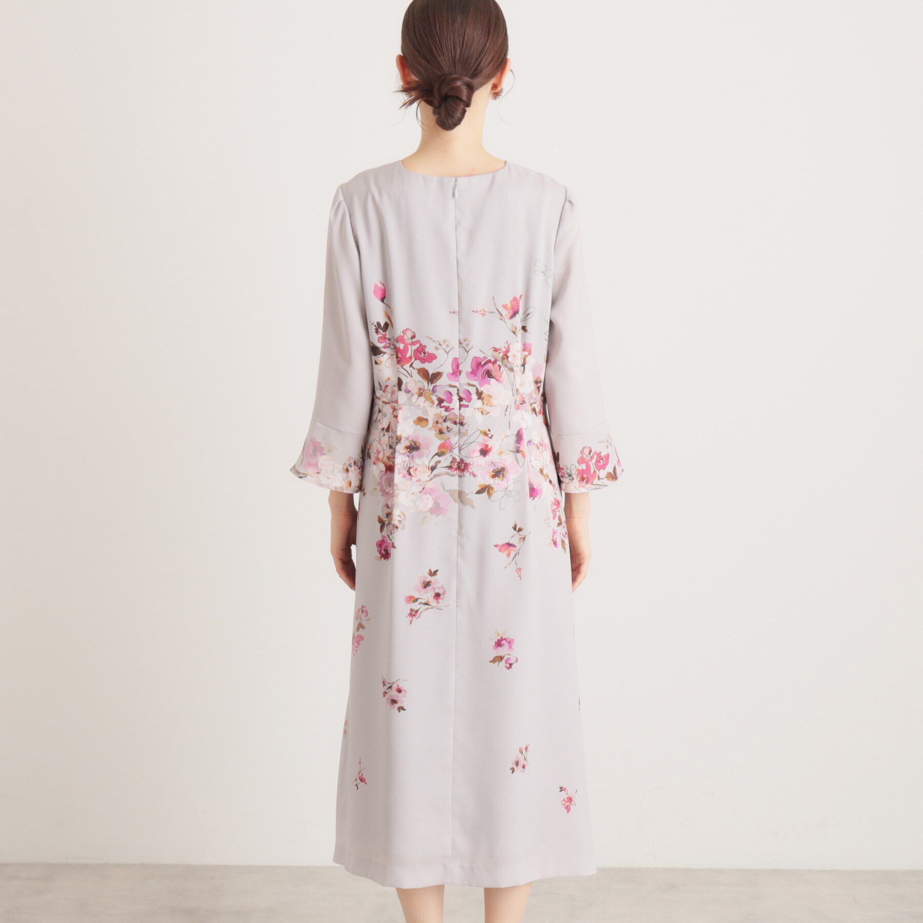 SunaUna「【着るだけでスタイルアップ／&yours project】パネルプリントワンピース」|ワンピース|