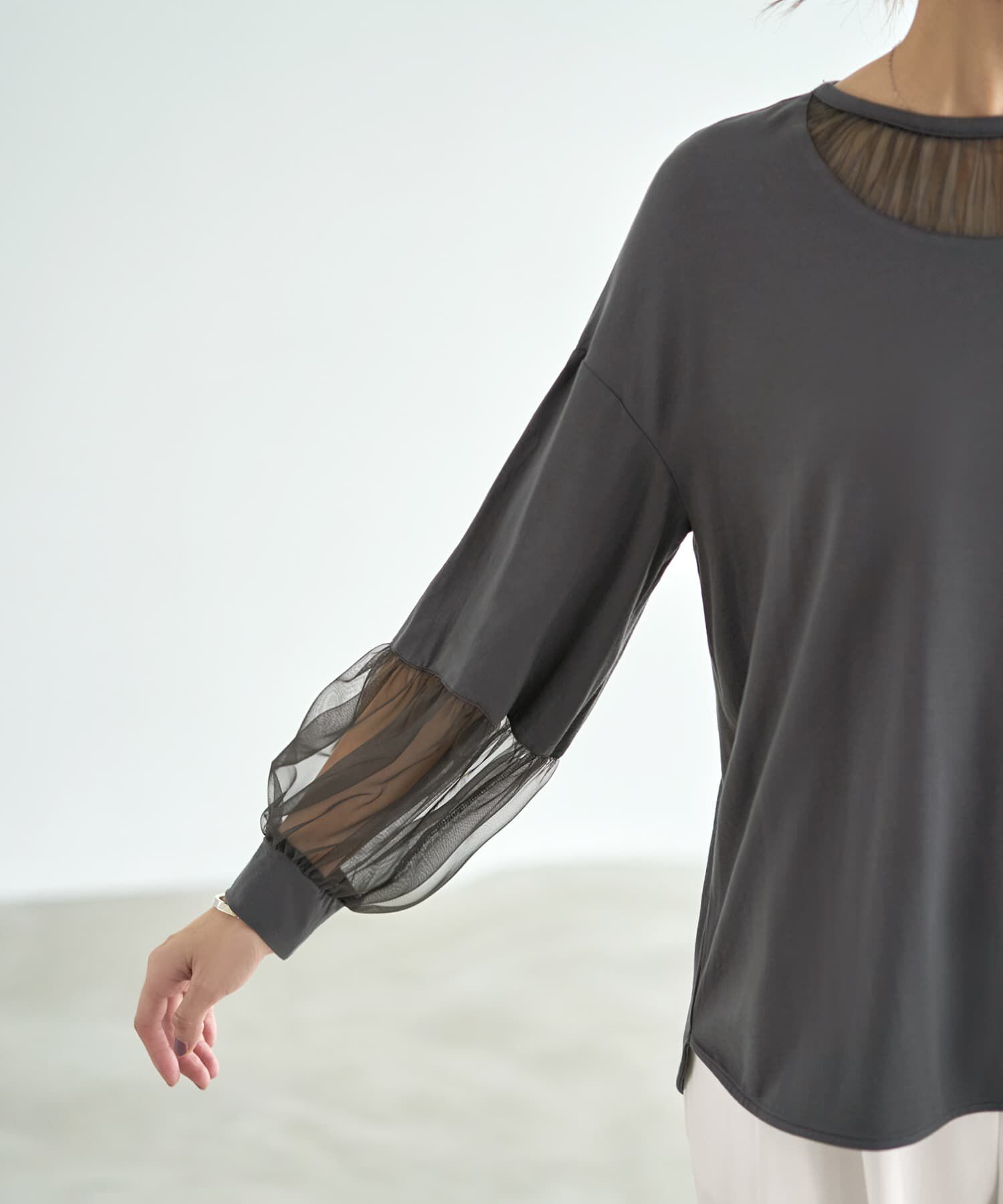 STYLE DELI「【Made in JAPAN】部分チュールのとろけるカットソートップス」|Tシャツ・カットソー|