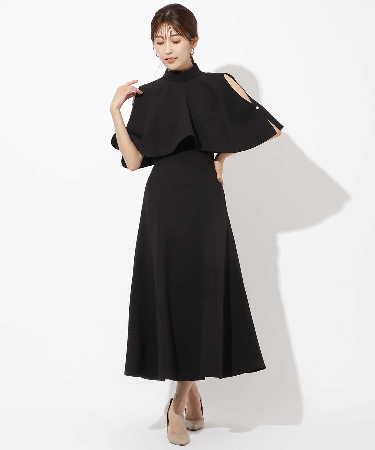 アンドクチュール「ケープレイヤードドレス」|ドレス|