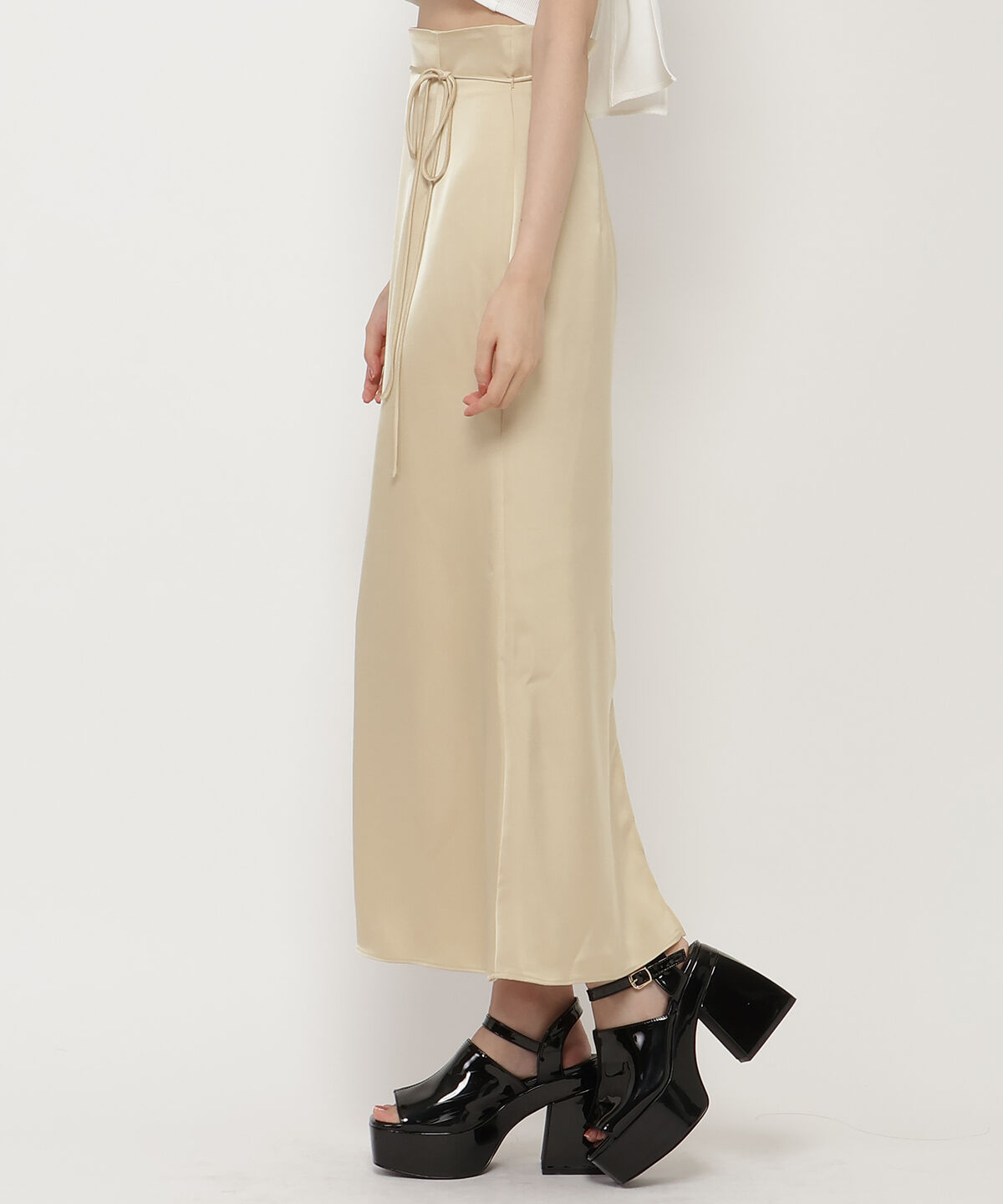 REDYAZEL「ハイウエストサテンナロースカート」|タイト|