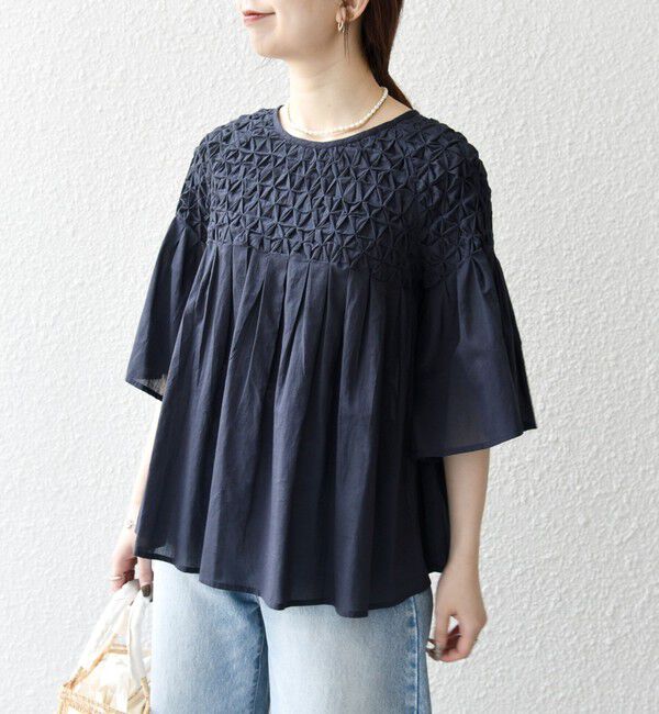 SHIPS any「SHIPS any:〈洗濯機可能〉ハンドスモッキング コットン フレア ブラウス」|シャツ・ブラウス|