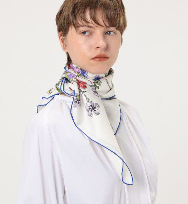 TOMORROWLAND GOODS「TOMORROWLAND FLOWER SQUARE スカーフ」|バンダナ・スカーフ|