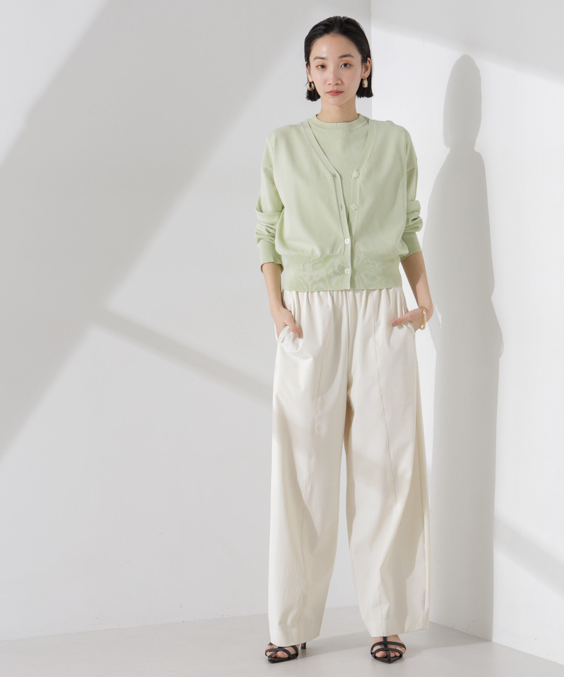 nano･universe「洗濯機洗い可UVカット接触冷感justVネックカーディガン」|ニット・セーター|