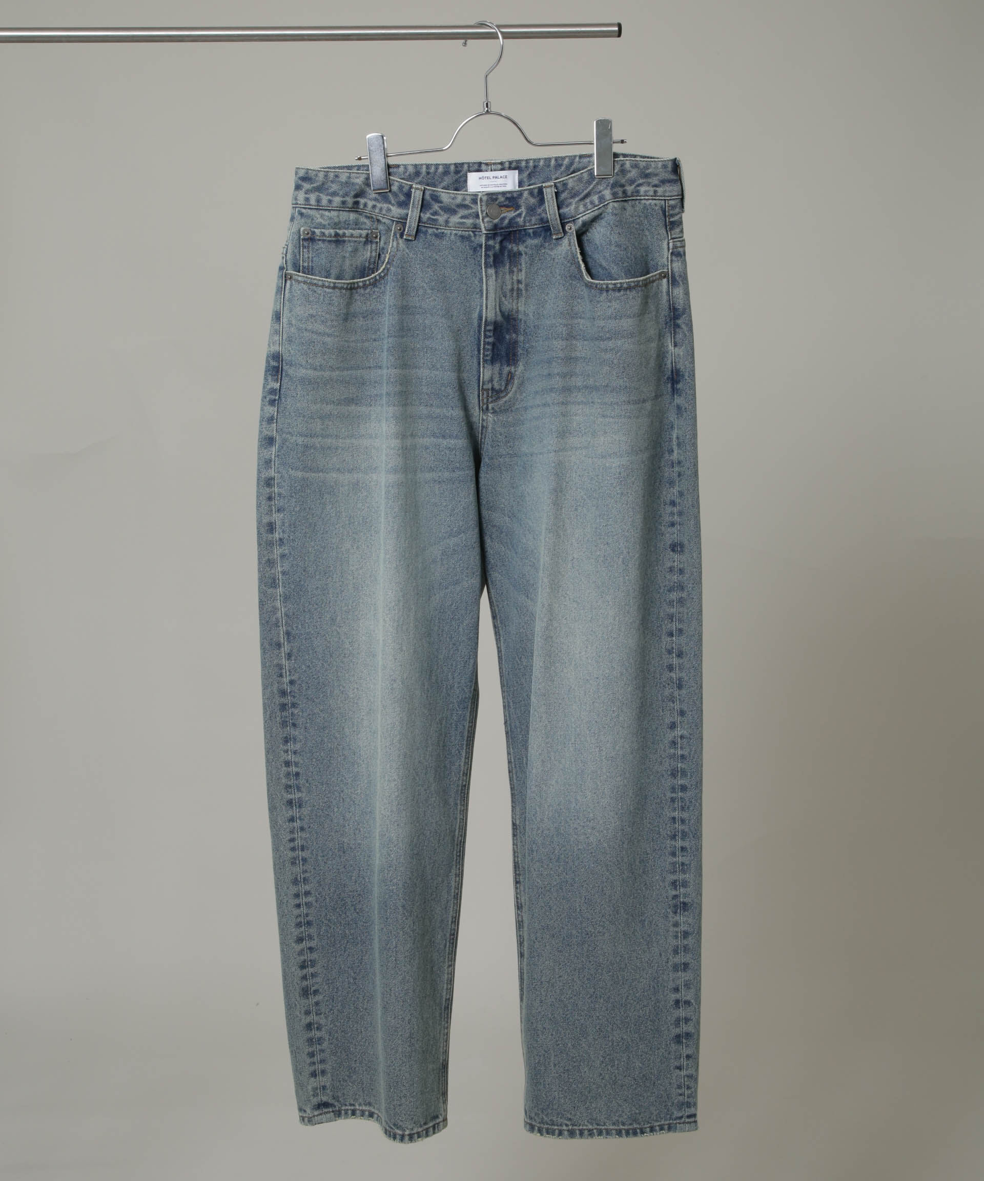 nano･universe「｢HOTEL PALACE｣ フェードデニム ルーズシルエットパンツ」|チノ|