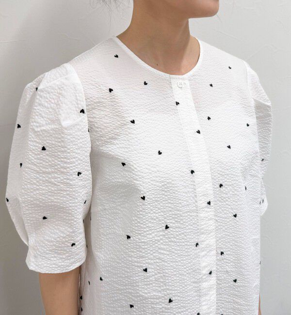 fredy emue「【WEB限定カラーあり】コットンリップルハート刺繍ブラウス」|シャツ・ブラウス|