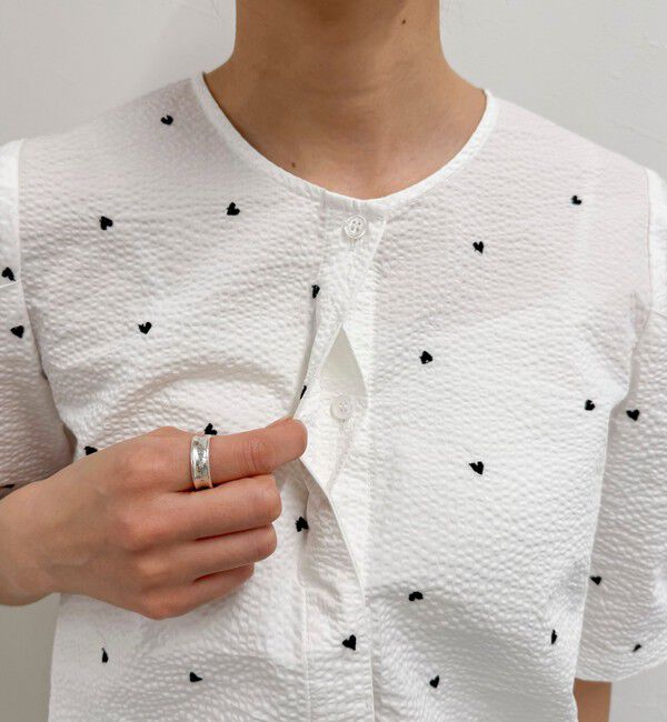 fredy emue「【WEB限定カラーあり】コットンリップルハート刺繍ブラウス」|シャツ・ブラウス|