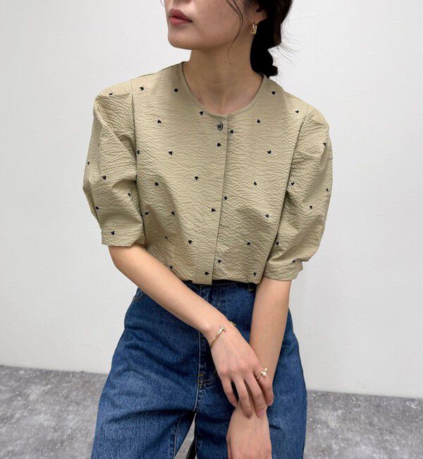 fredy emue「【WEB限定カラーあり】コットンリップルハート刺繍ブラウス」|シャツ・ブラウス|