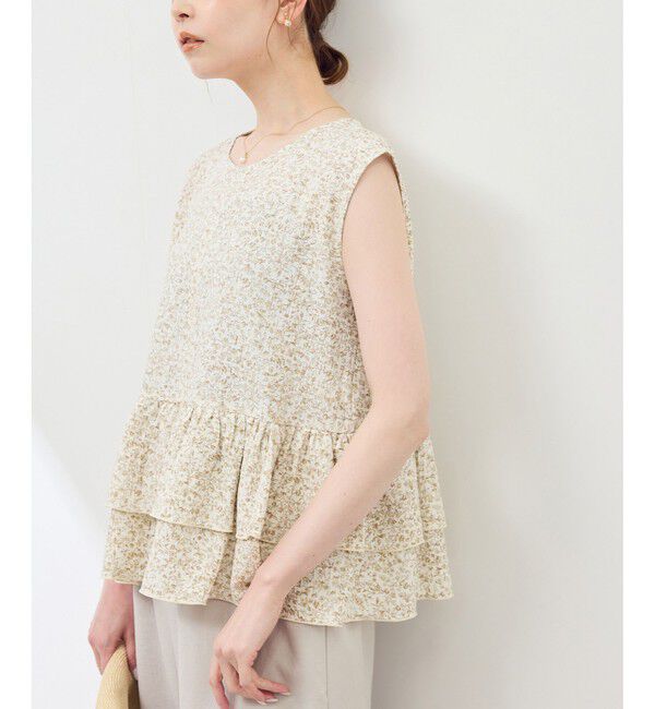 Rope&rsquo;Picnic「小花柄ティアードゼロスリーブブラウス」|シャツ・ブラウス|ベージュ(27)