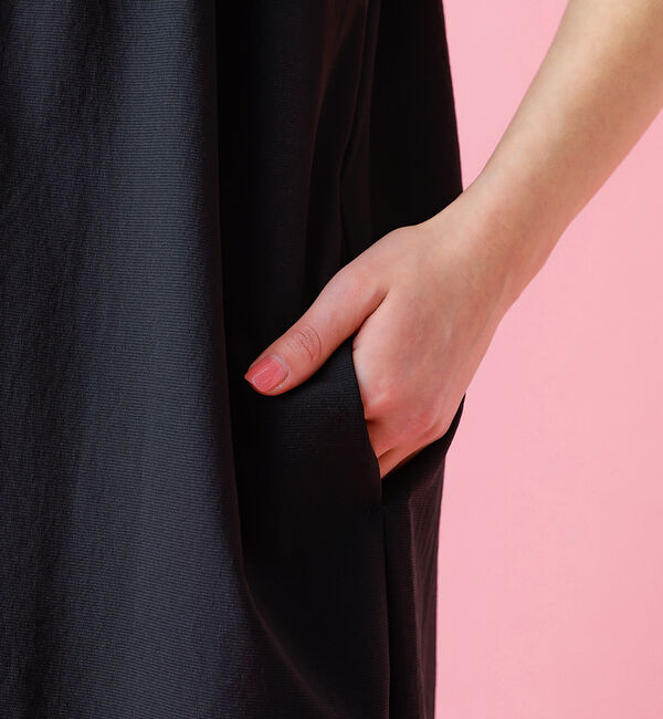 Rouge vif「【Le Melange/ル・メランジュ】ギャザーノースリブワンピース/多機能素材」|ワンピース|