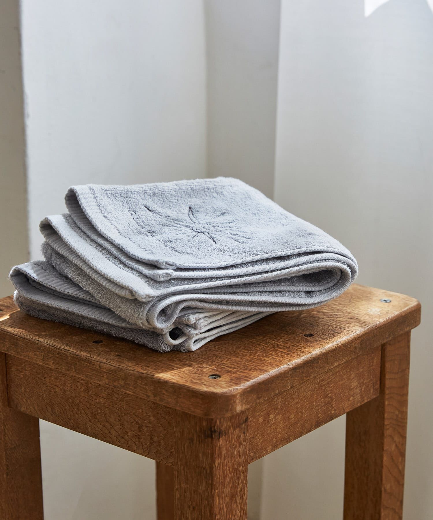 URBAN RESEARCH DOORS「DOORS LIVING PRODUCTS　Face Towel gray」|タオル|