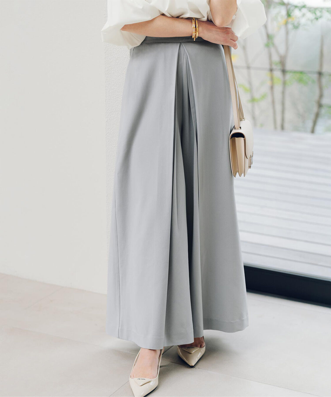 ur's「【星玲奈さんコラボアイテム】フロントタックハイウエストワイドパンツ」|スラックス|グレー