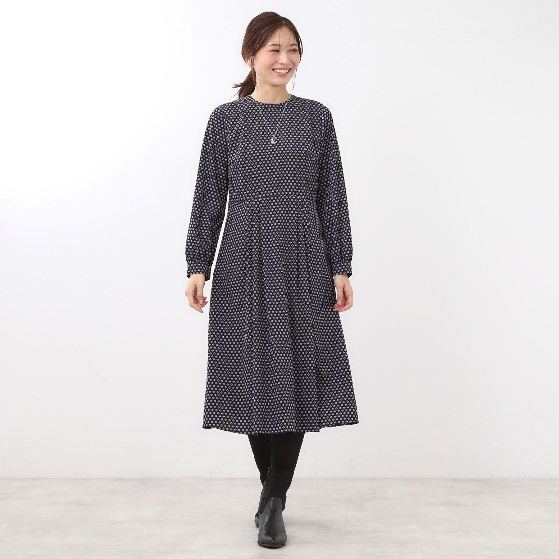 Reflect「【通勤にもお出かけにも◎】ジオメプリントクラシカルワンピース」|ワンピース|