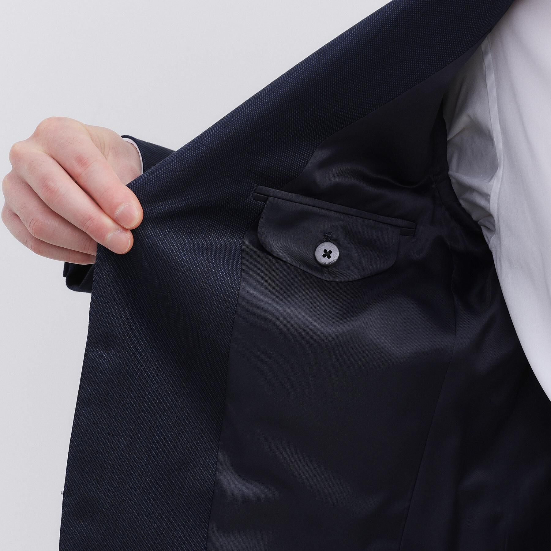 TAKEO KIKUCHI「シャイニーシャークピンヘッド スーツ/3ピース対応可」|スーツ|