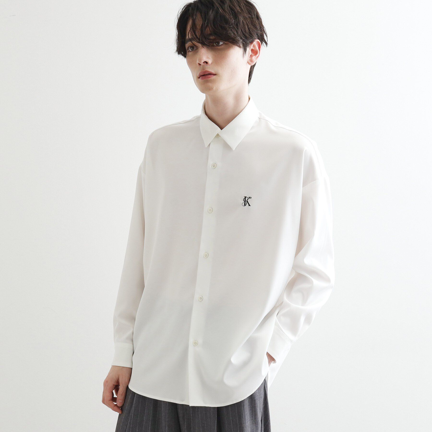 tk.TAKEO KIKUCHI「エンブロなめらかシャツ」|シャツ・ブラウス|