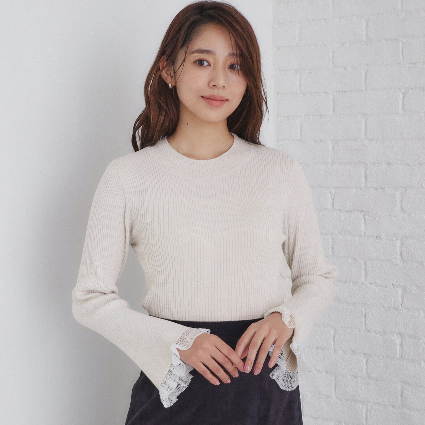 index「ハイネックラメフレアスリーブレースニット【洗濯機洗い可】」|ニット・セーター|オフホワイト(603