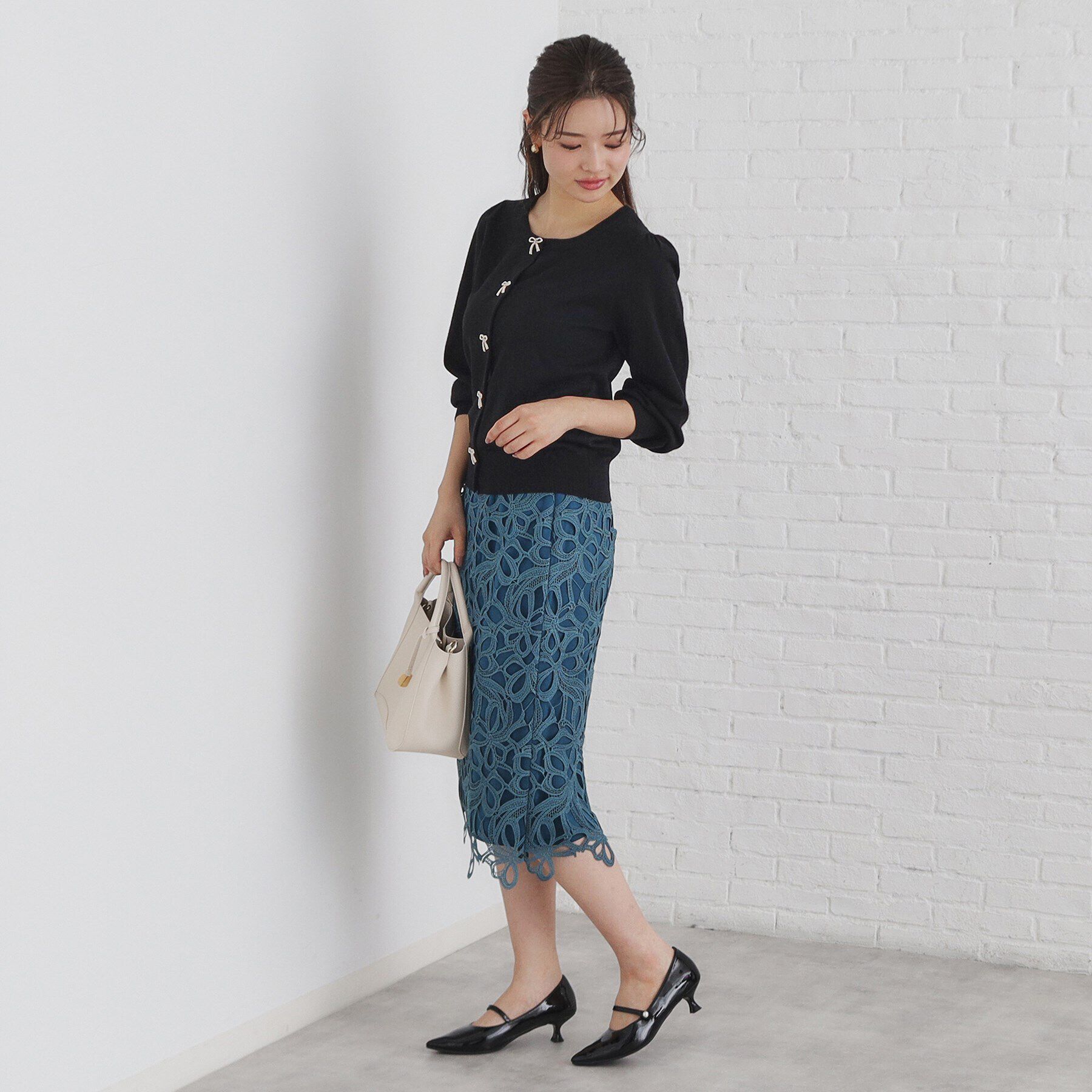 index「リボンパール調ビジューカーディガン【洗える】」|カーディガン|