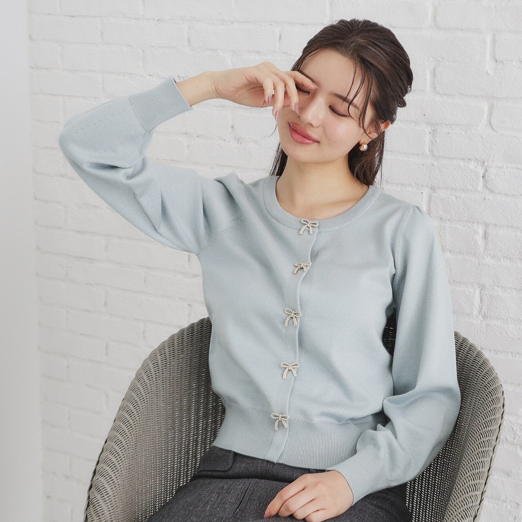 index「リボンパール調ビジューカーディガン【洗える】」|カーディガン|サックスブルー(69