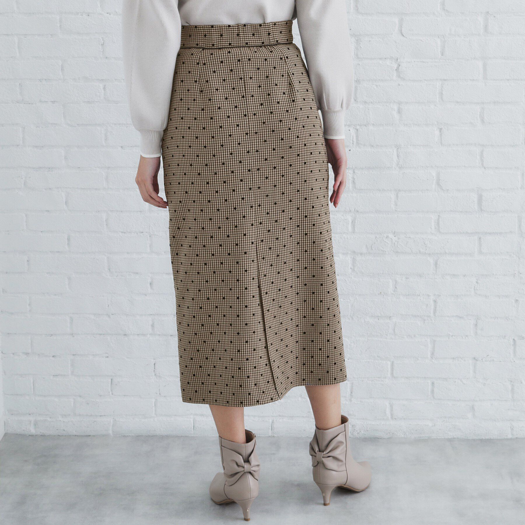 index「千鳥フロッキードットタイトスカート【洗濯機洗い可】」|スカート|