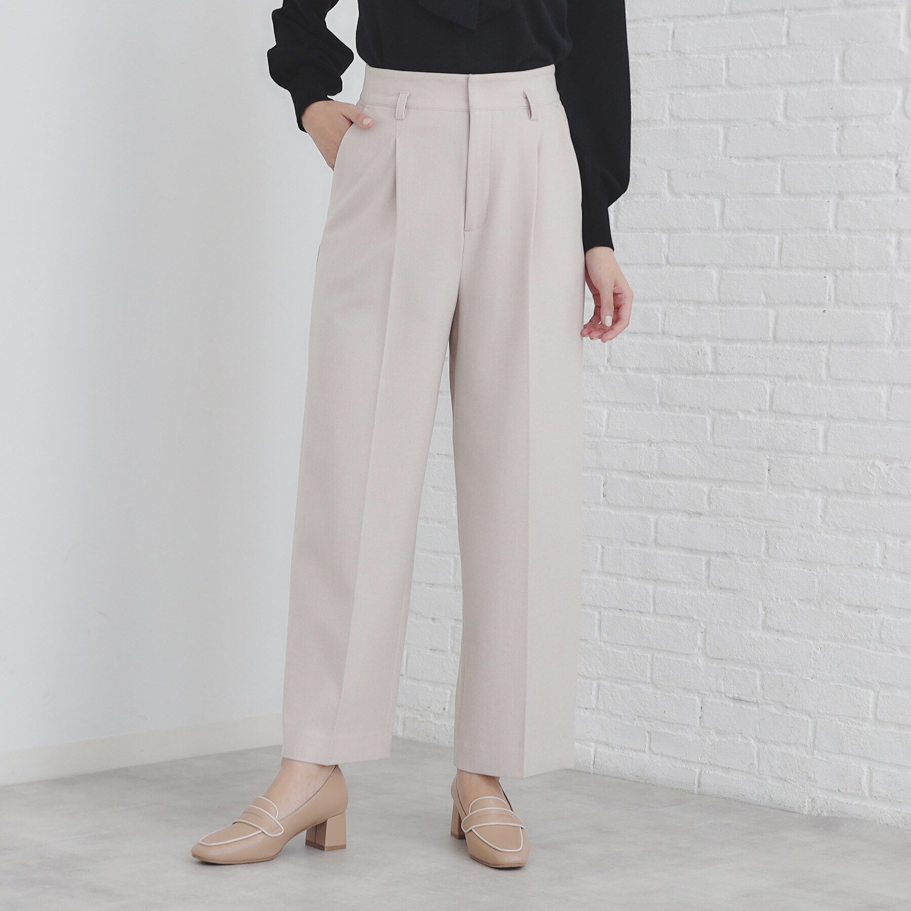 index「《S-LLsize》ストレッチタックワイドパンツ【洗濯機洗い可/吸湿発熱/イージーケア】」|その他|