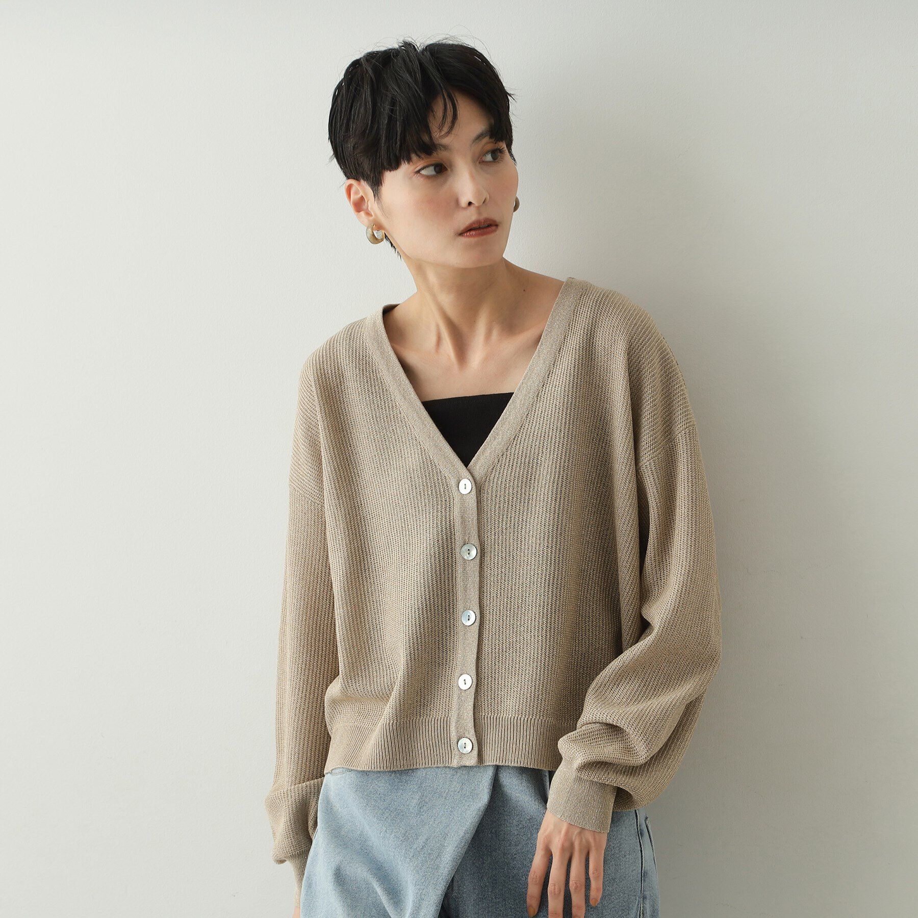 OPAQUE.CLIP「ラメメッシュVネックニットカーディガン【洗濯機洗い可/抗ピル】」|カーディガン|