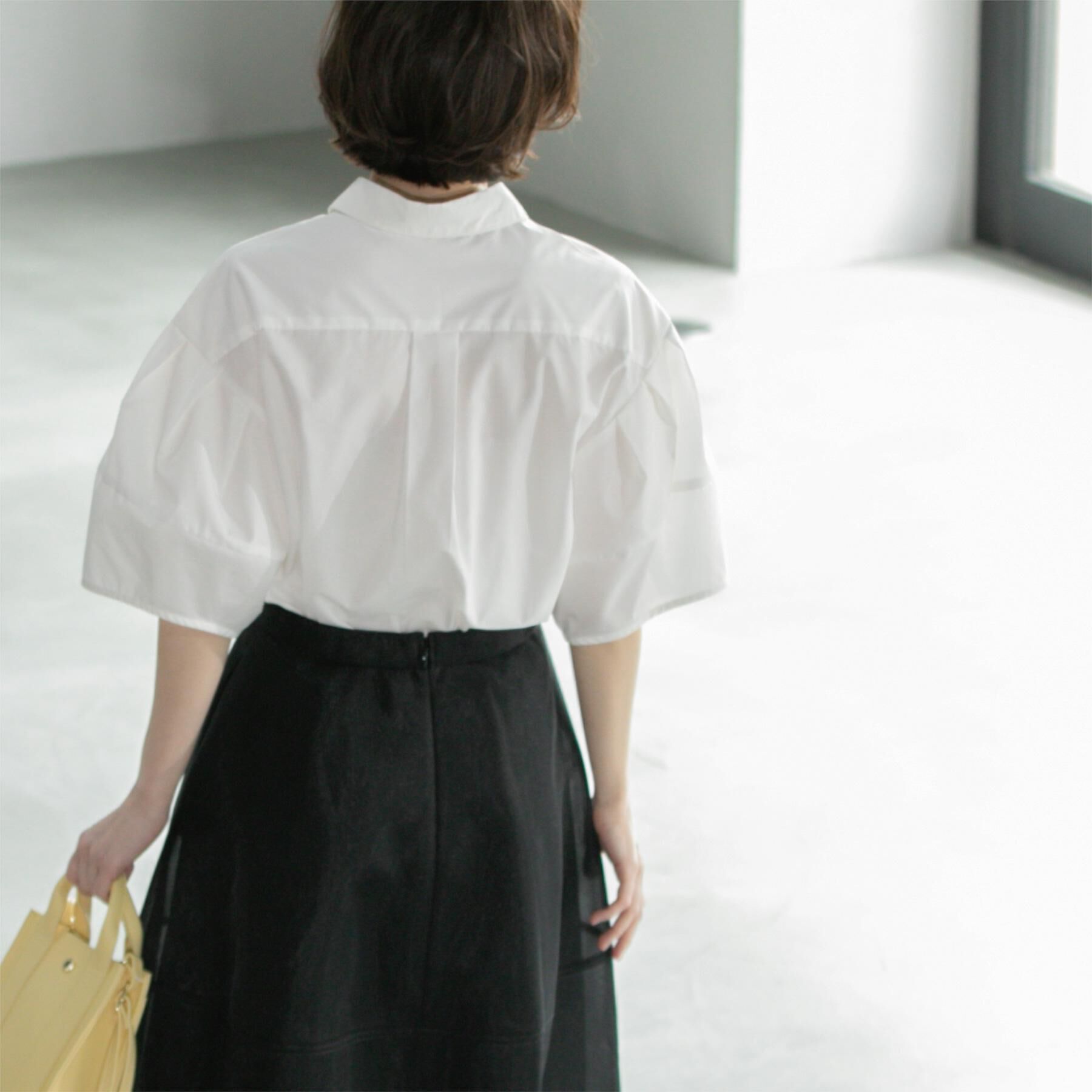 OPAQUE.CLIP「《美人百花掲載》ランタンスリーブシャツ【洗濯機洗い可】」|シャツ・ブラウス|