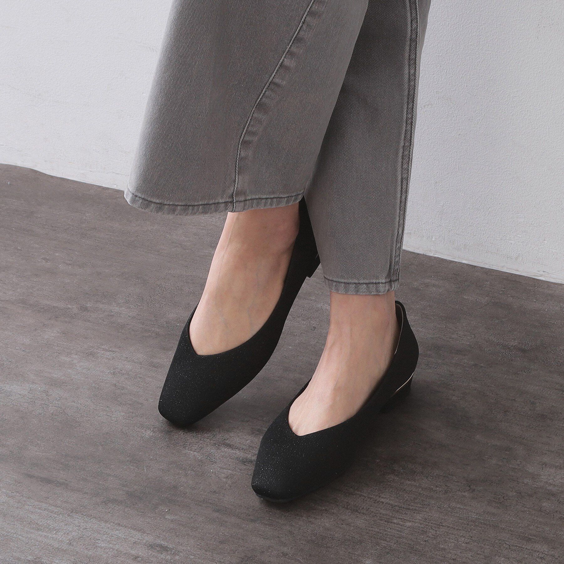 OPAQUE.CLIP「メタルパーツVフラットパンプス【抗菌防臭加工／生活防水】」|パンプス|