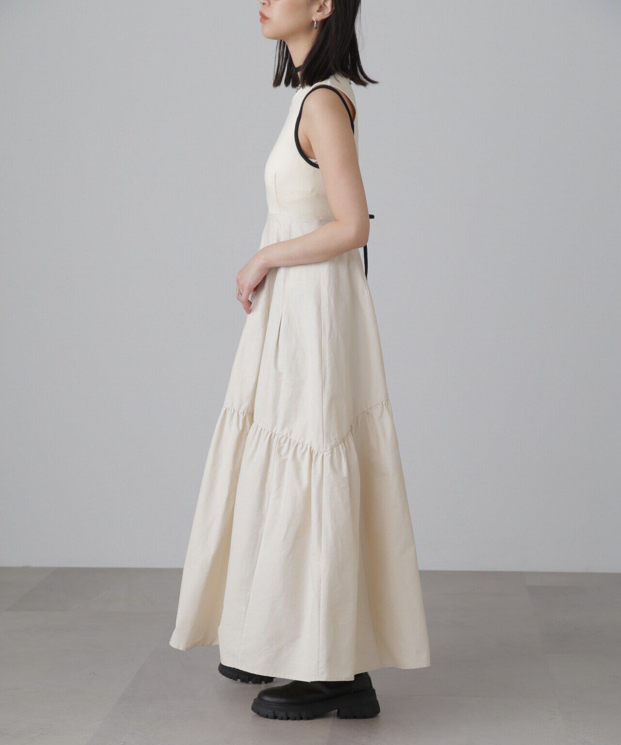  「ドッキングアウトカットフレアワンピース」|ワンピース|