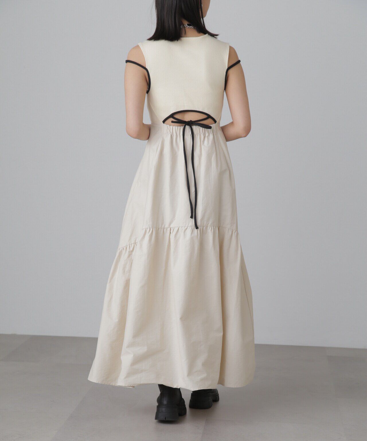  「ドッキングアウトカットフレアワンピース」|ワンピース|