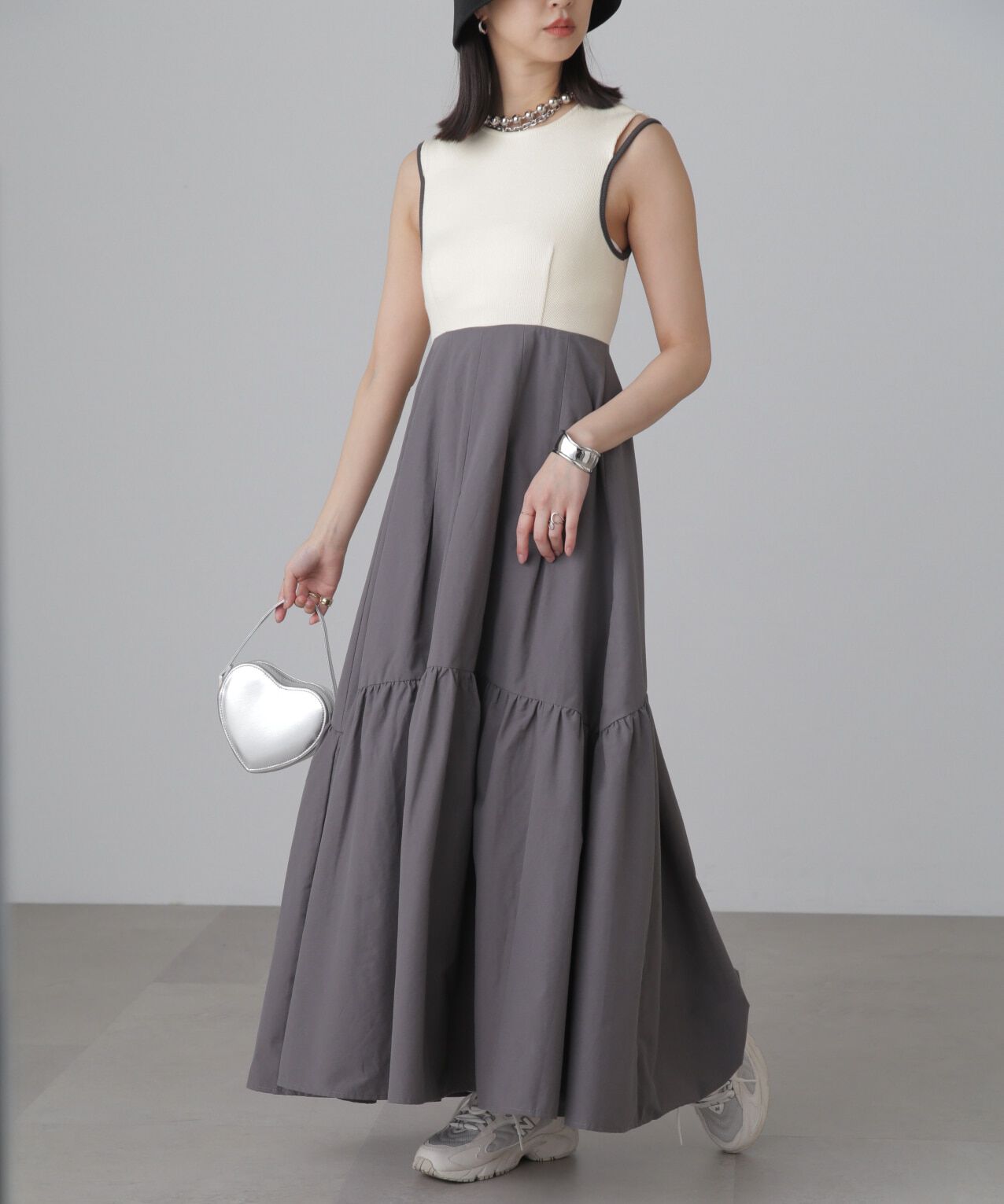  「ドッキングアウトカットフレアワンピース」|ワンピース|