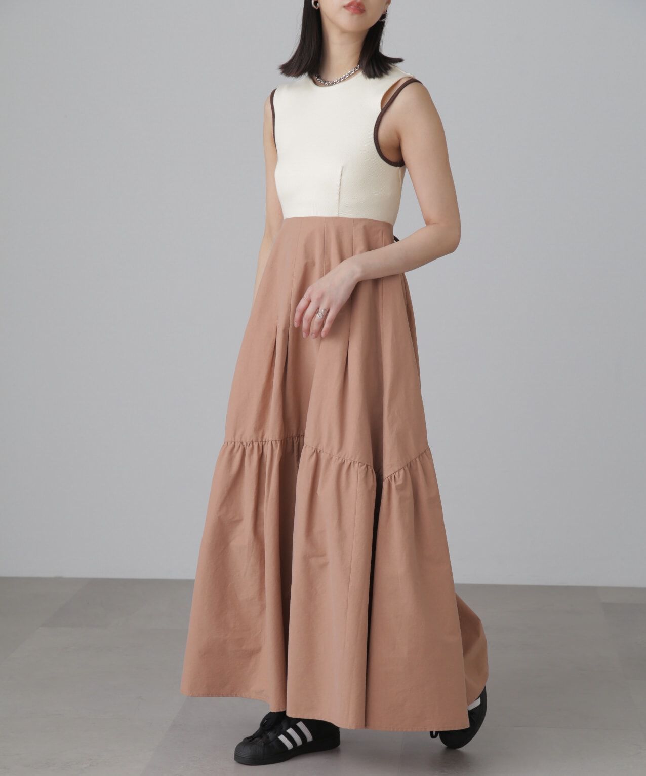  「ドッキングアウトカットフレアワンピース」|ワンピース|