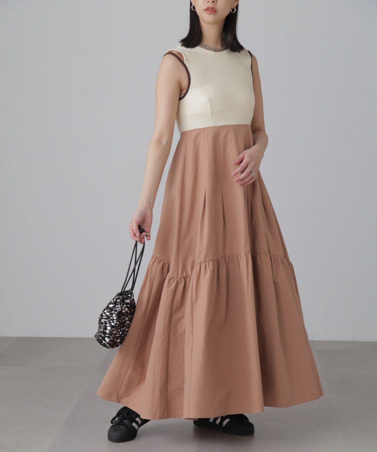  「ドッキングアウトカットフレアワンピース」|ワンピース|