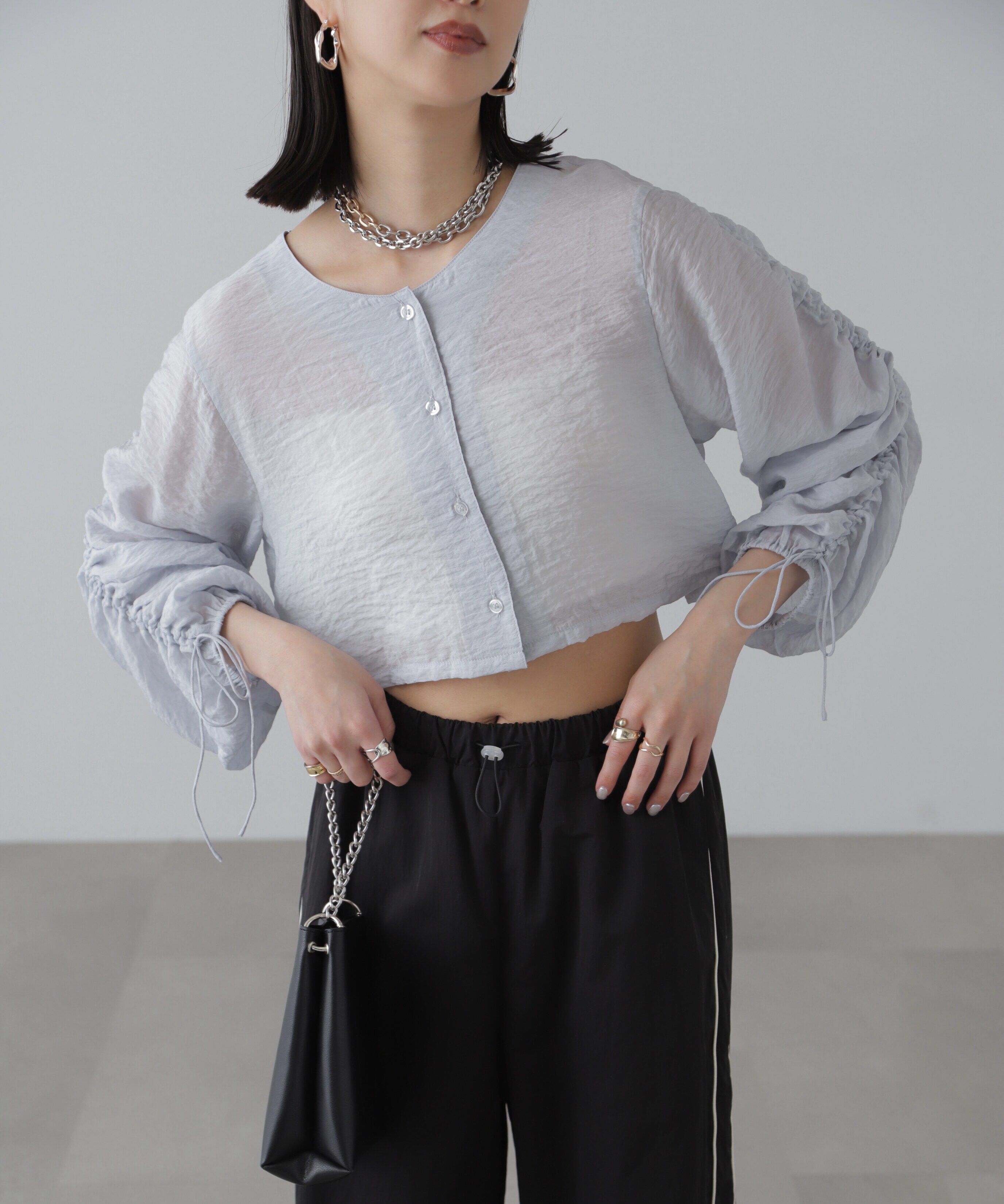  「［グレーカラーWEB限定］袖ドロストギャザーボレロ」|シャツ・ブラウス|