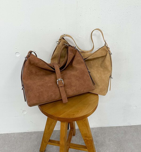 archives「スエードバックルＢＩＧバッグ」|その他|BEIGE