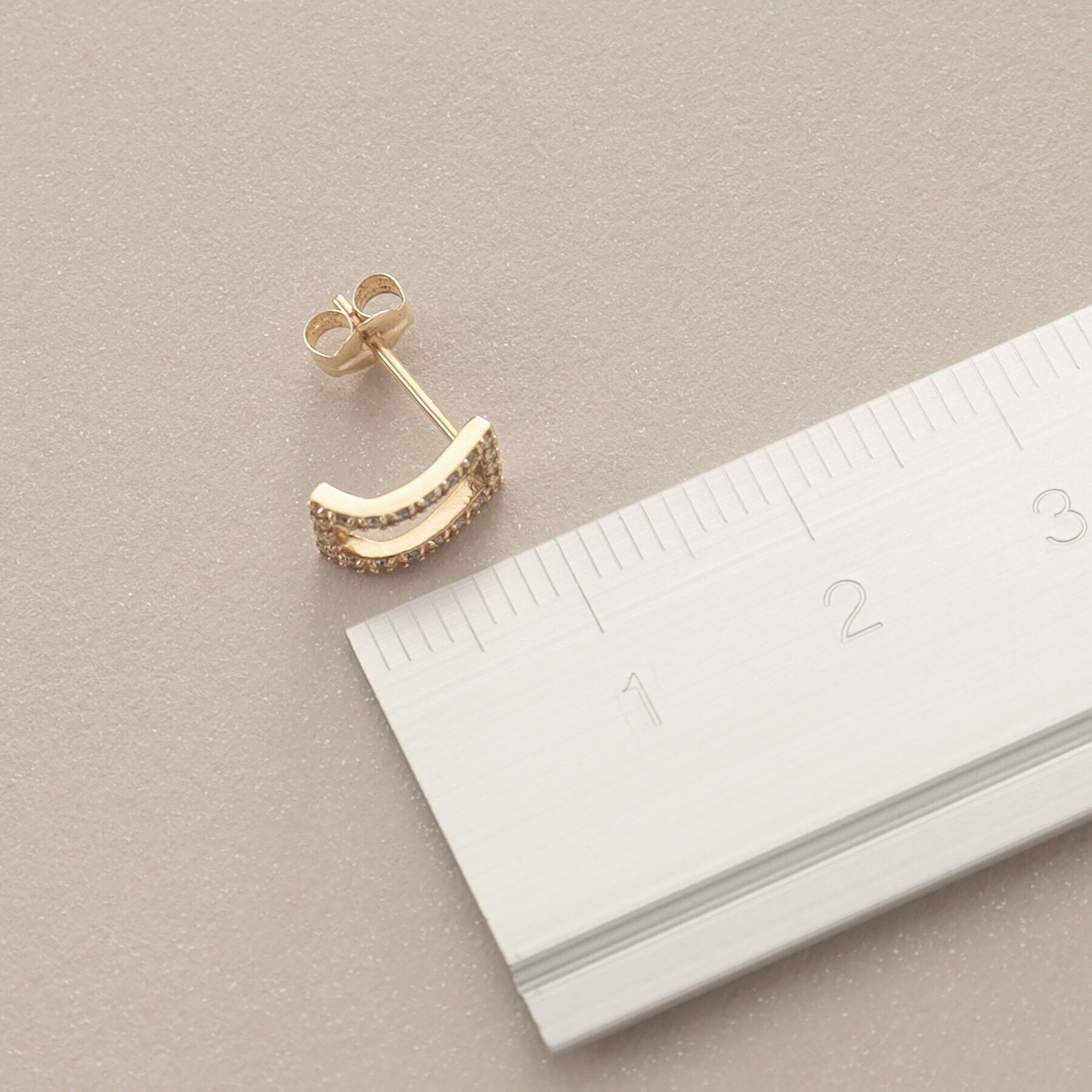 COCOSHNIK「K10ダイヤモンド スクエアシェイプ スタッドピアス」|ピアス|