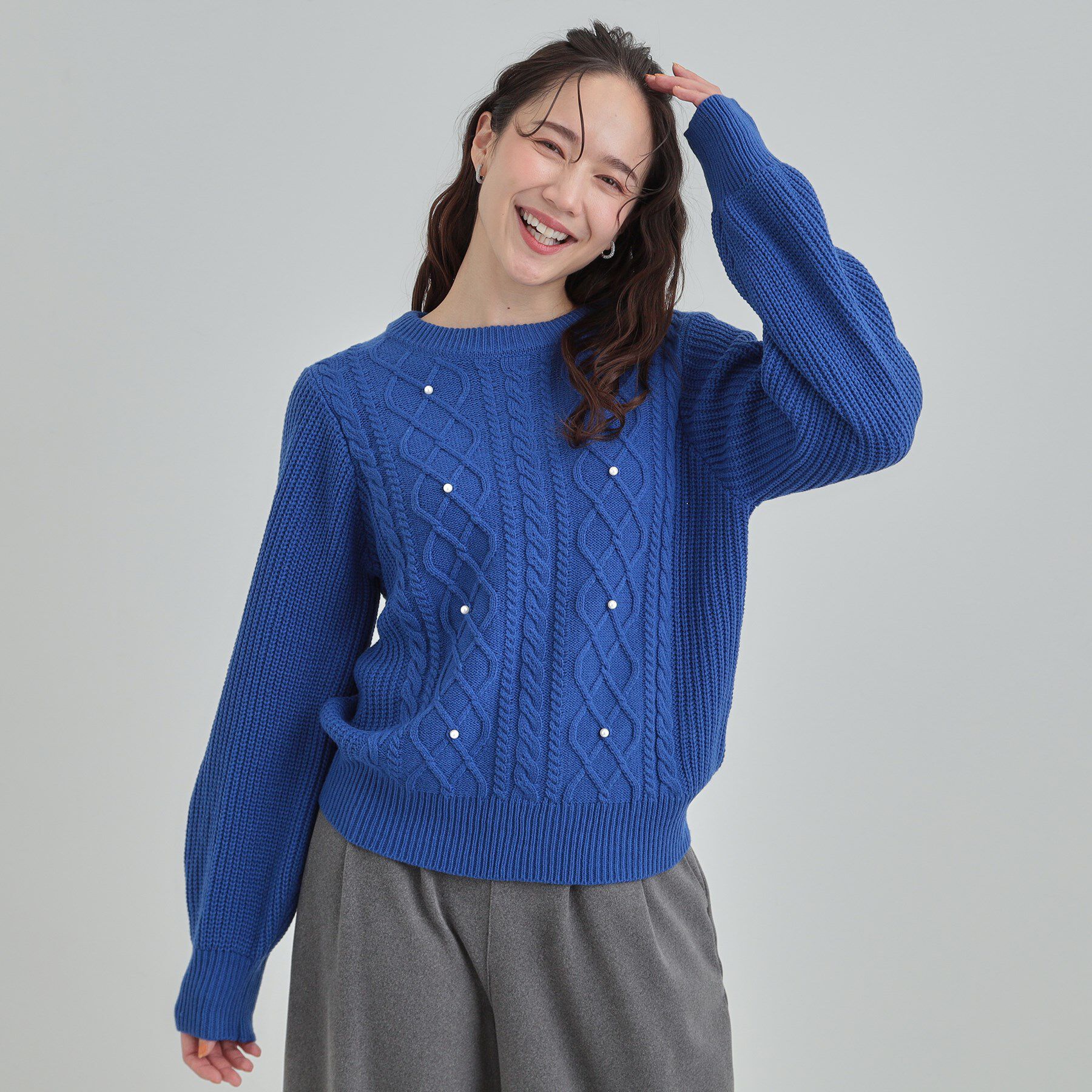 SHOO･LA･RUE「フェイクパールで上品見え ケーブルパール調ニット」|ニット・セーター|