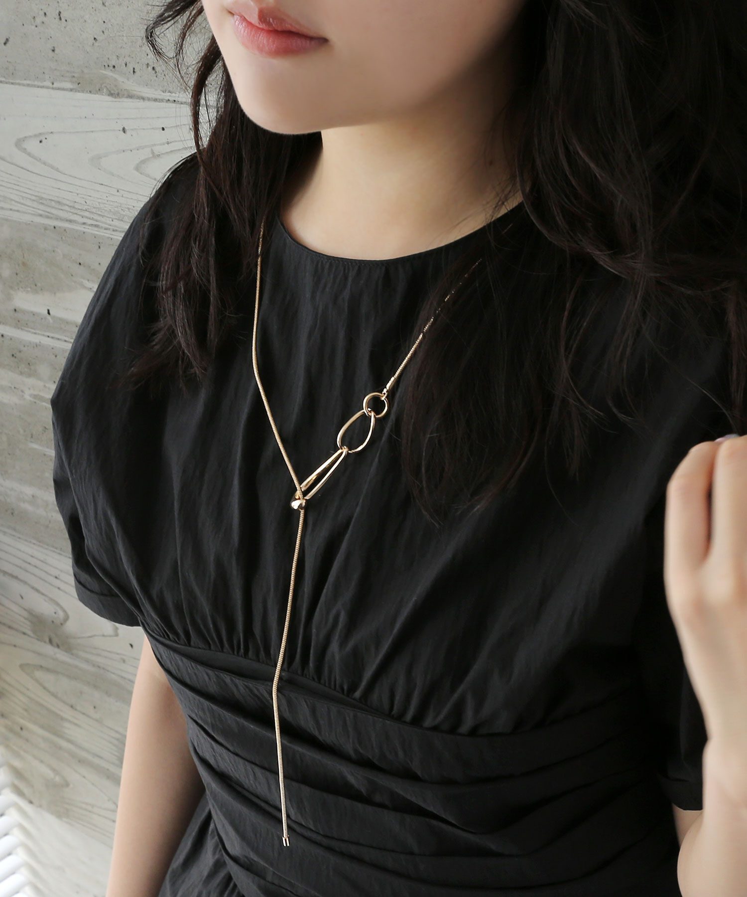 colleca la「Yラインロングチェーンネックレス/ラリエット」|ネックレス|ゴールド