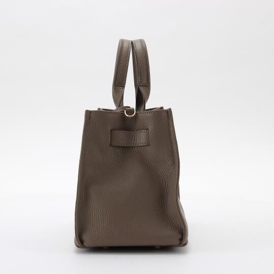 銀座かねまつ「RM23505PS1 【本革】ターンロック付き2WAYショルダーバッグ」|ショルダー・メッセンジャー|