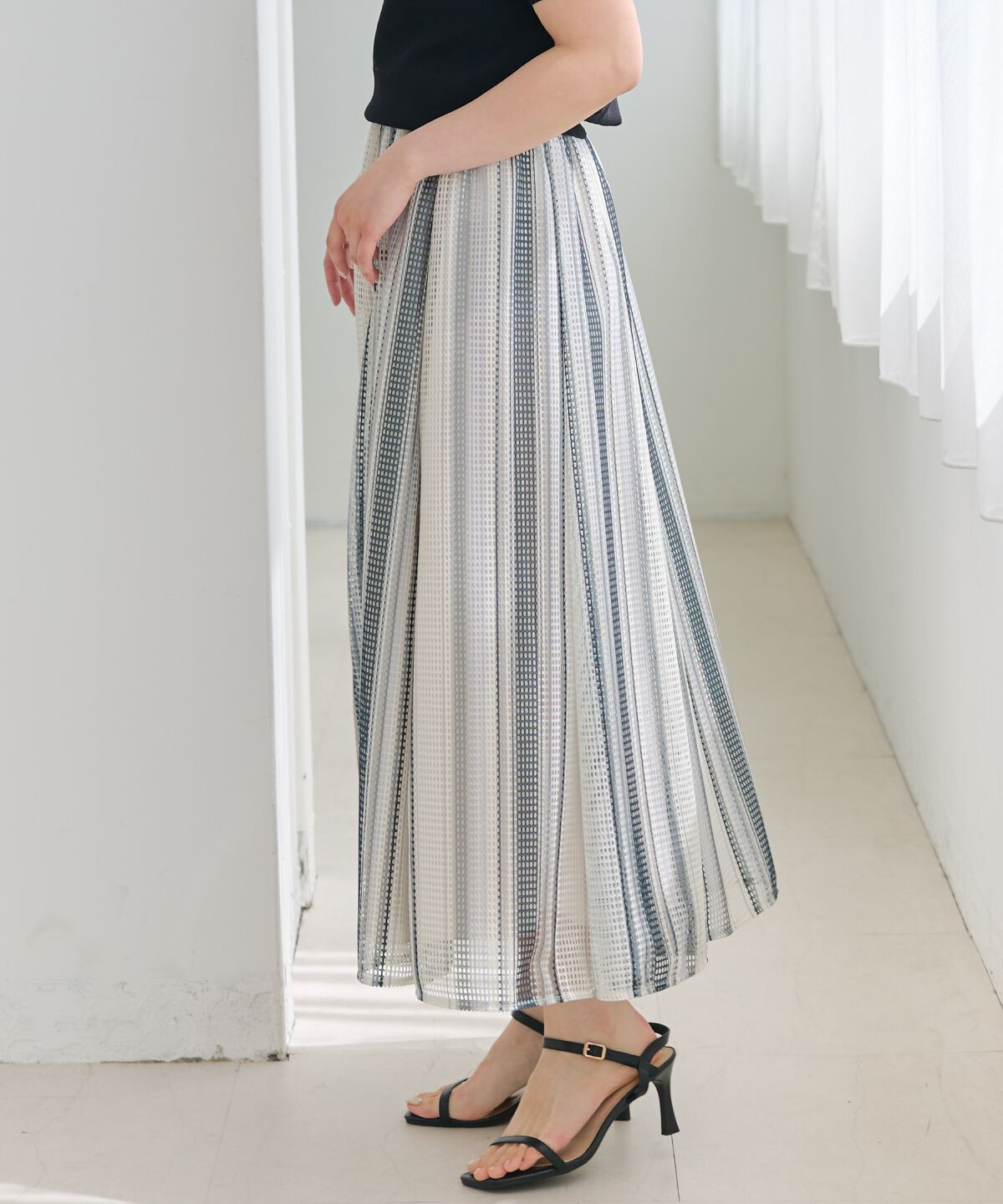 アンドクチュール「メッシュストライプロングスカート」|フレア|